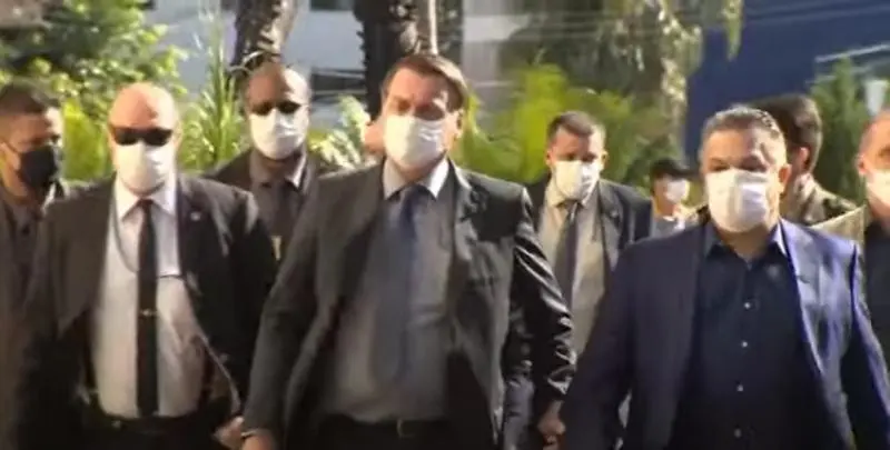 Centrão trai Bolsonaro, rejeita voto impresso e o Distritão e resgata as Coligações.