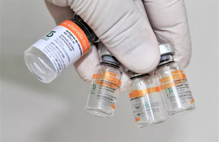 Suspensão de lotes da Coronavac pela Anvisa