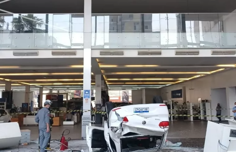 Acidente em concessionária de veículos deixa três feridos em São Paulo