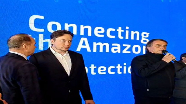 Bolsonaro se encontra com empresário Elon Musk em São Paulo