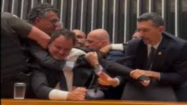 QUANDO ACHAMOS QUE JÁ TÍNHAMOS VISTO DE TUDO…